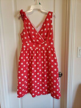Amanda Lane pink & white polka dot, skater dress with ruffle sleeve, size 8